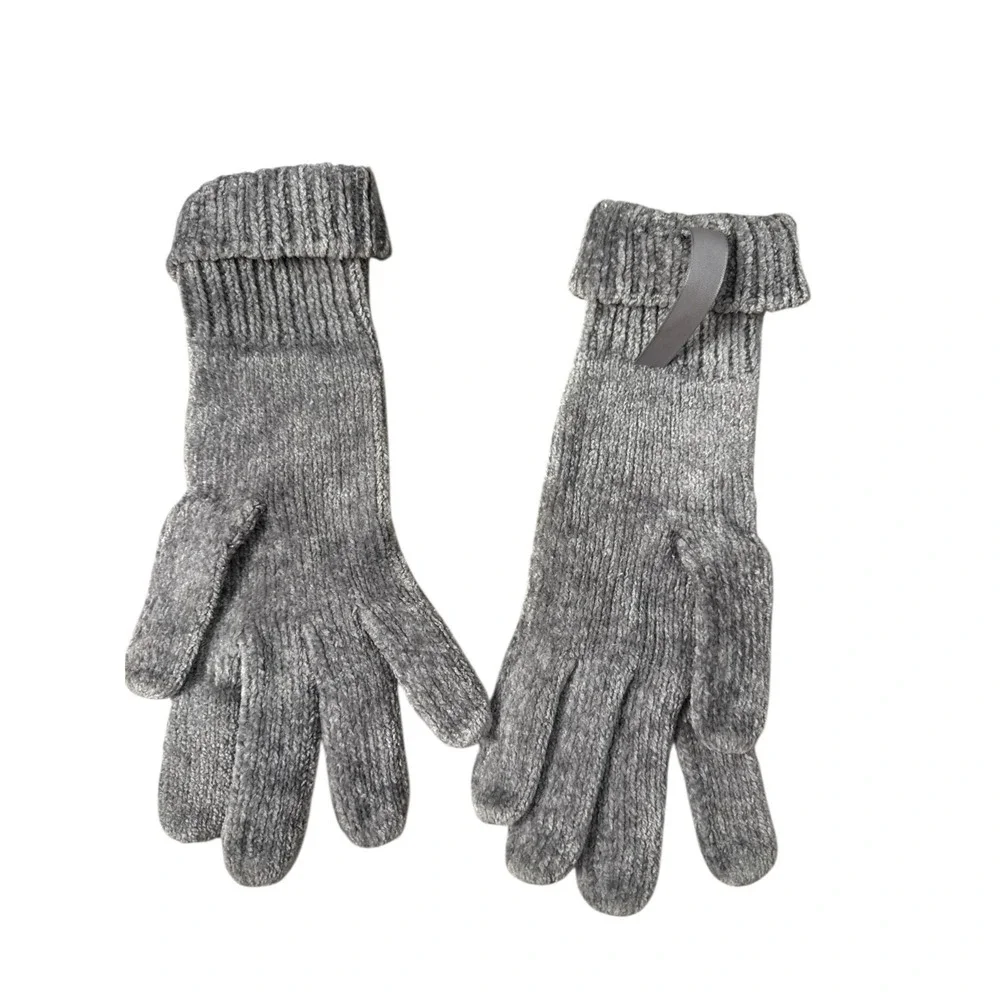 Fownes Knit Winter Gloves Ribbed Cuff Button Acrylic Gray‎ One Size NWT